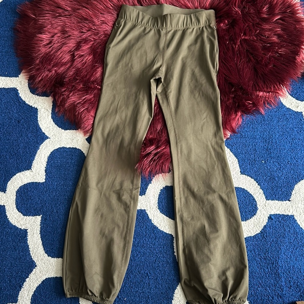 💙1411. Free People Let's Bounce Pants - Picture 2 of 10
